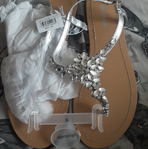 David's Bridal faromal and wedding shoes - Picture 6 of 8